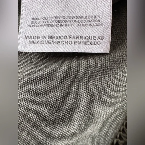 Nike Men's Olive Dri-FIT Tee - Picture 4 of 7